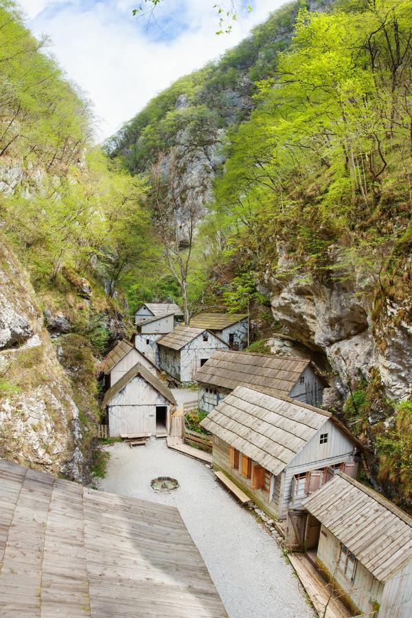 Bomas House Villa Cerkno Ngoại thất bức ảnh